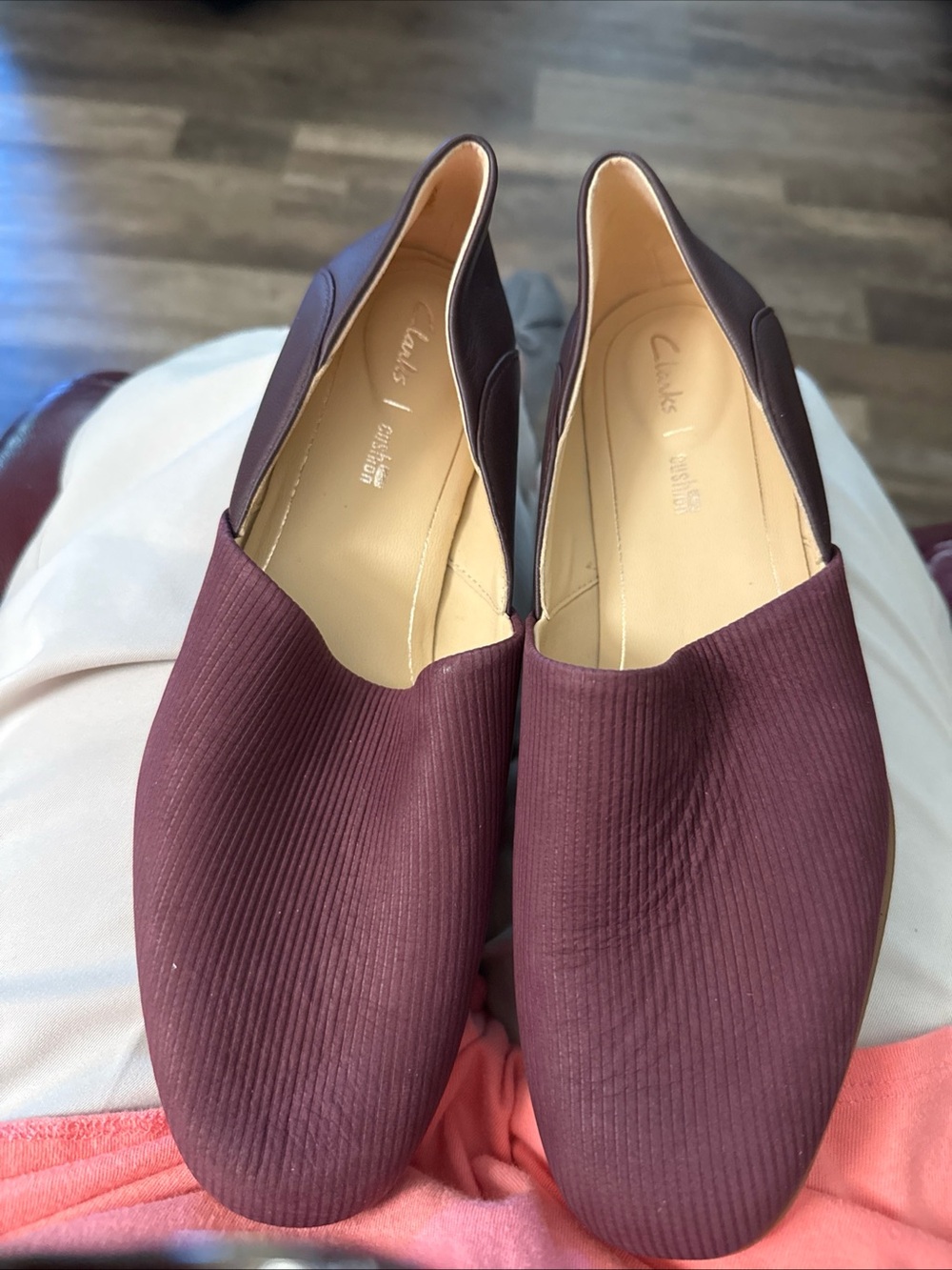 Clarks Women's Wine Ribbed Slip-On Flats
